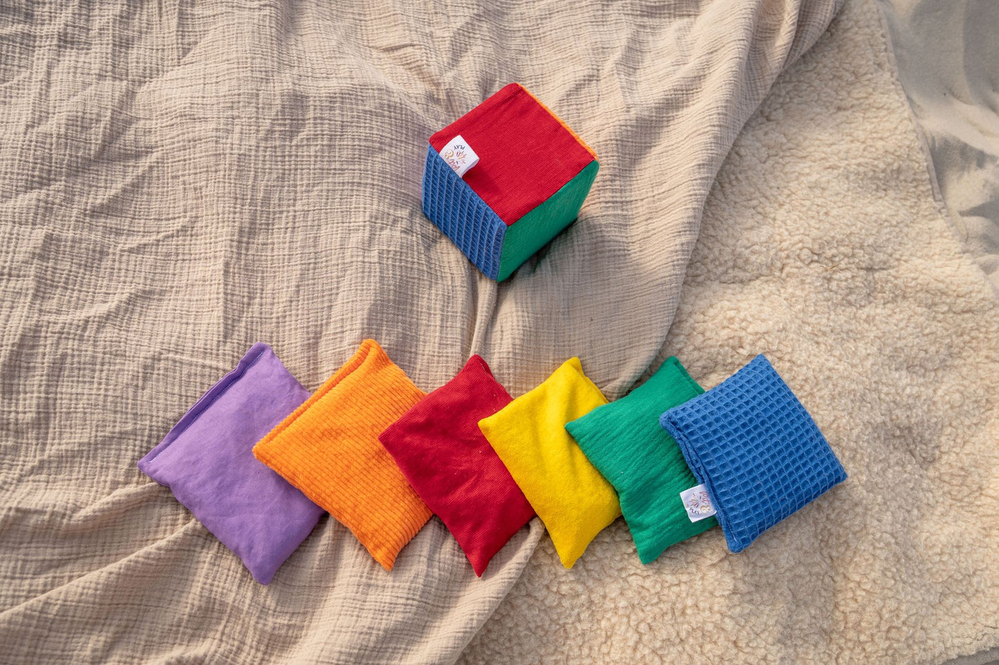 Pit and Play dice rainbow