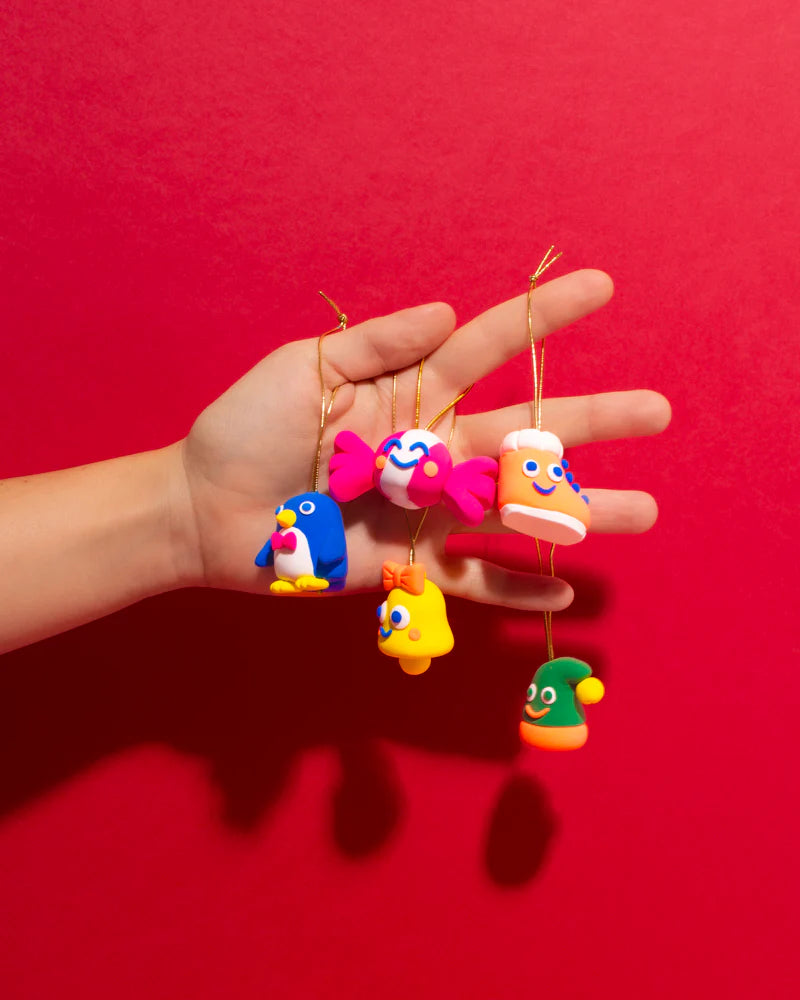 OMY Magische klei Kit – Kerst ornamenten