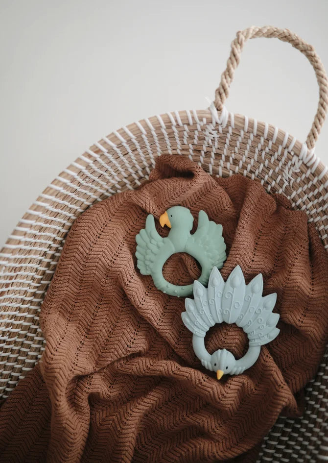 Natruba Teething Ring – Parrot Natural Rubber