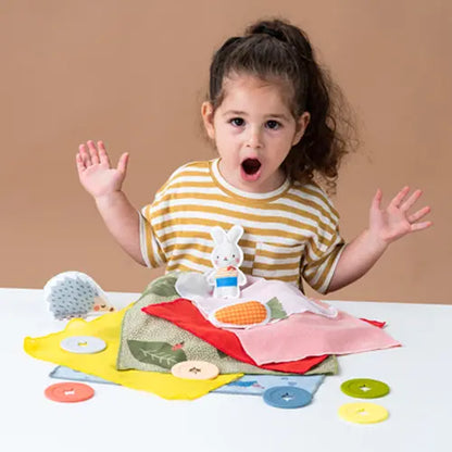 Taf toys – peek-a-boo what’s inside