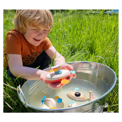 Houten Kano Pelikaan Badspeelgoed (opwindbaar) - Small foot