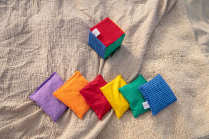 Pit and Play dice rainbow