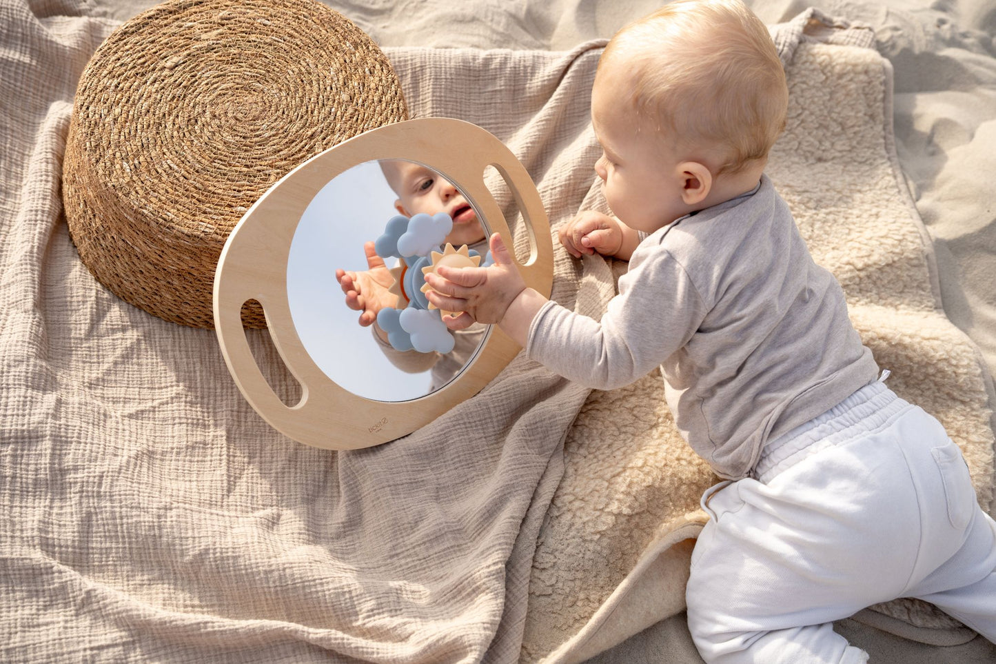 Houten handspiegel Tickit - Tummytime & zelfontdekking