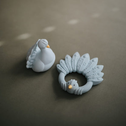 Natruba Teething Ring – Peacock natural rubber